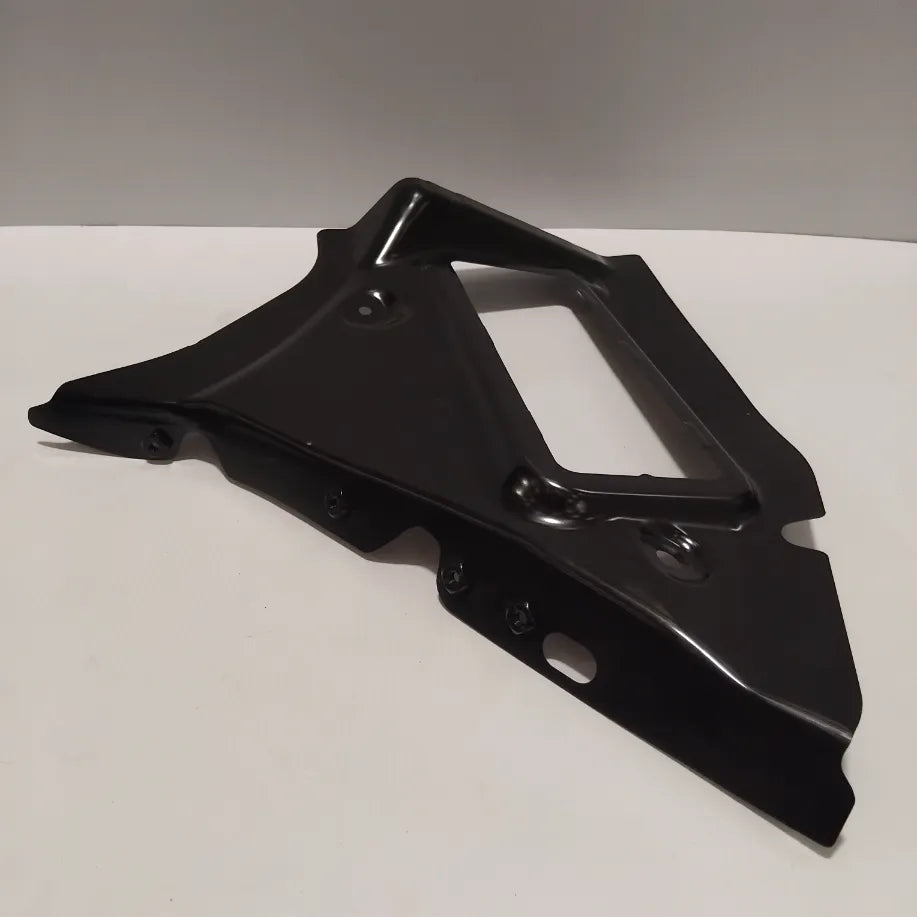 Genuine Volvo Side Plate | 31333754