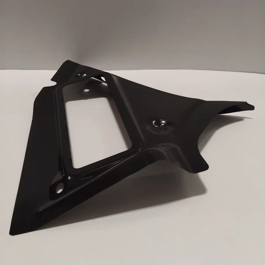 Genuine Volvo Side Plate | 31333754
