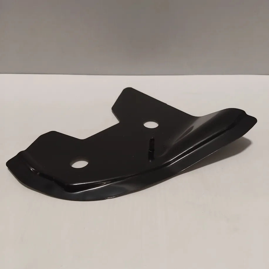 Genuine Mazda Brkt(R),F.Comb | N24370490
