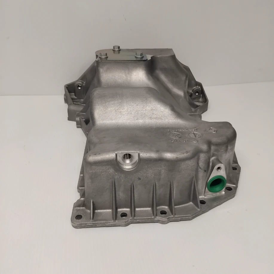 Genuine Sump / Oil Pan - Suzuki Grand Vitara | 11511-67JG2-000
