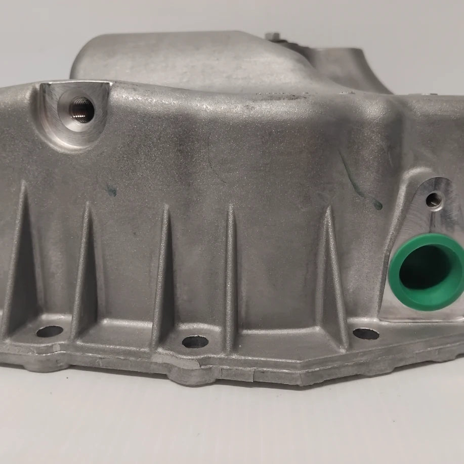 Genuine Sump / Oil Pan - Suzuki Grand Vitara | 11511-67JG2-000