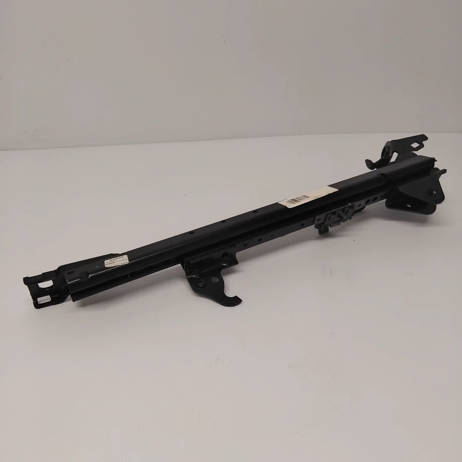 Genuine Volvo Slide Rail | 9123872