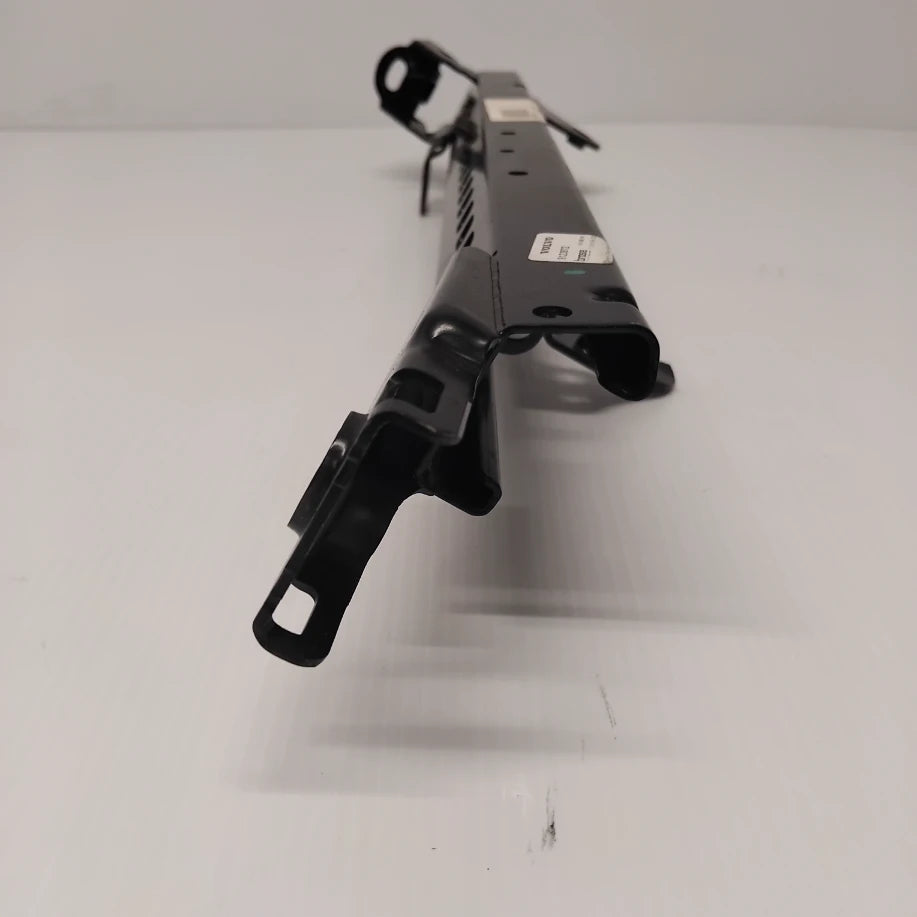 Genuine Volvo Slide Rail | 9123872