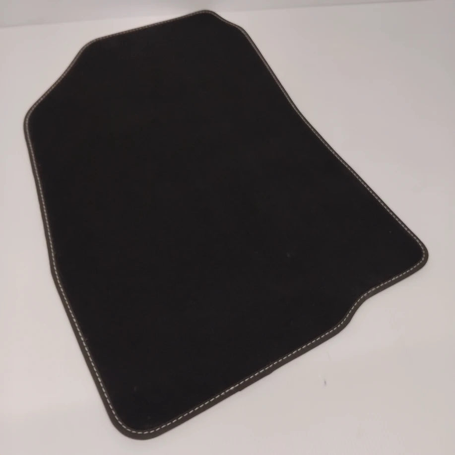 Genuine Mitsubishi Mat Set Text Eleg A/T | SP041071