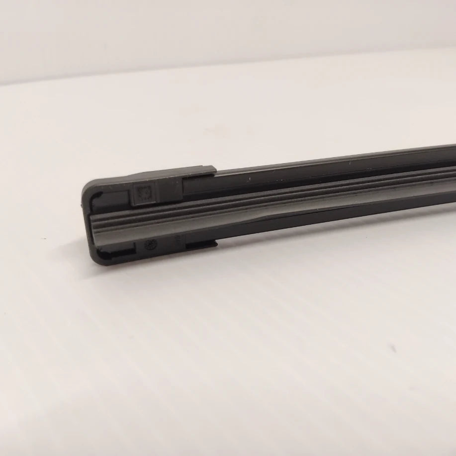 Genuine Ford Blade Assy - Wiper | 2008355