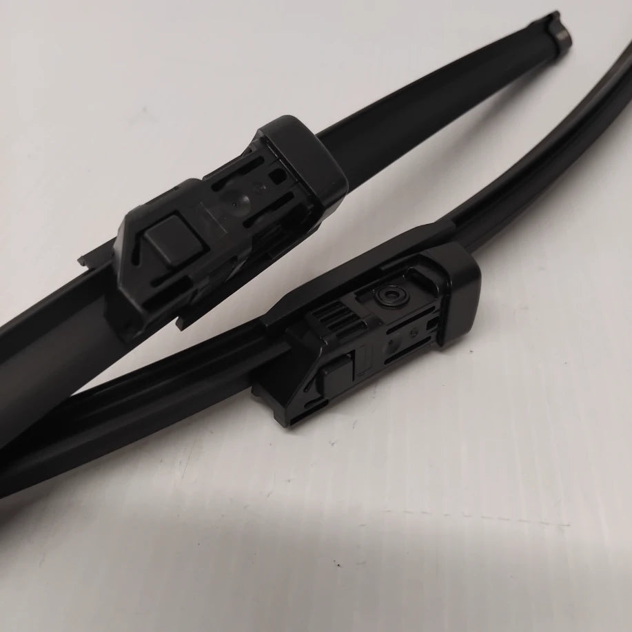 Genuine Volvo Wiper Blade Kit | 32237893
