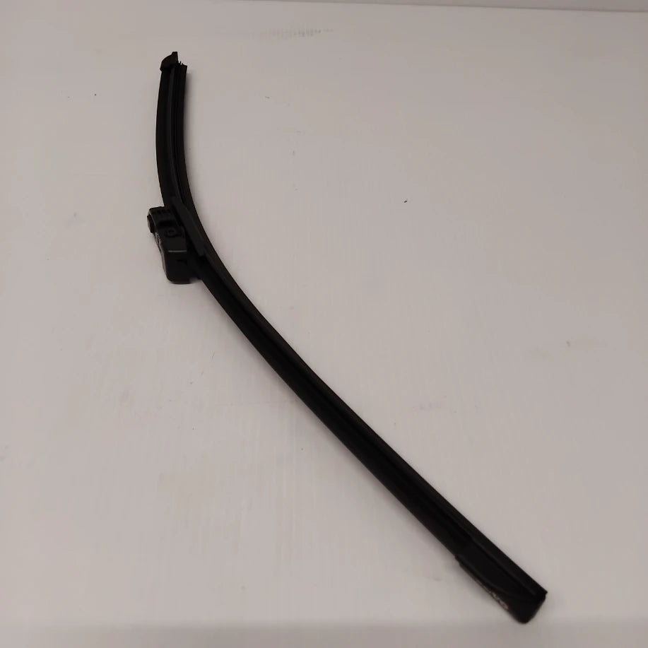 Genuine Volvo Wiper Blade Kit | 32237893