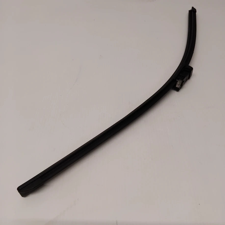 Genuine Volvo Wiper Blade Kit | 32237893