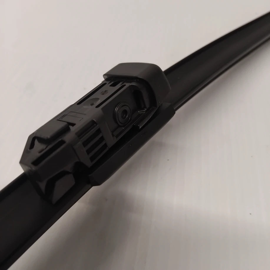 Genuine Volvo Wiper Blade Kit | 32237893