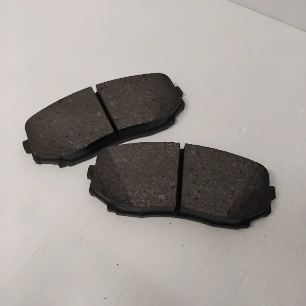Genuine Mitsubishi Brake Pad Set,Fr | MZ690590