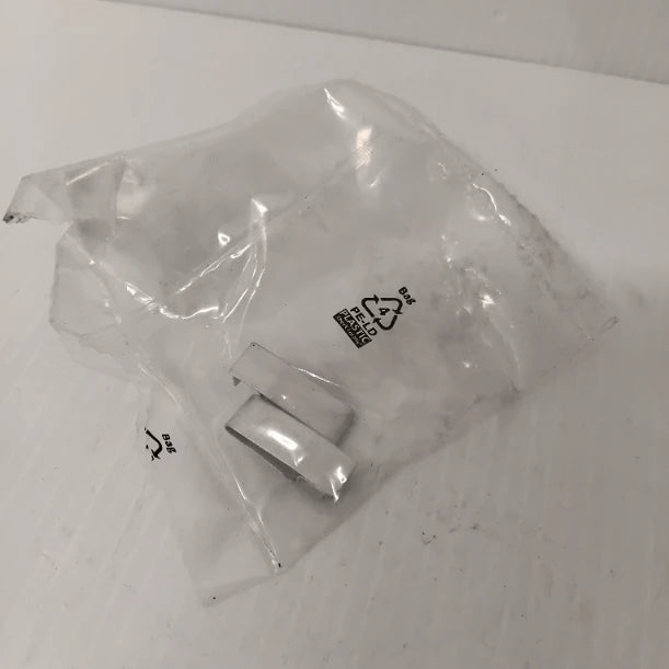 Genuine Mitsubishi Brake Pad Set,Fr | MZ690590