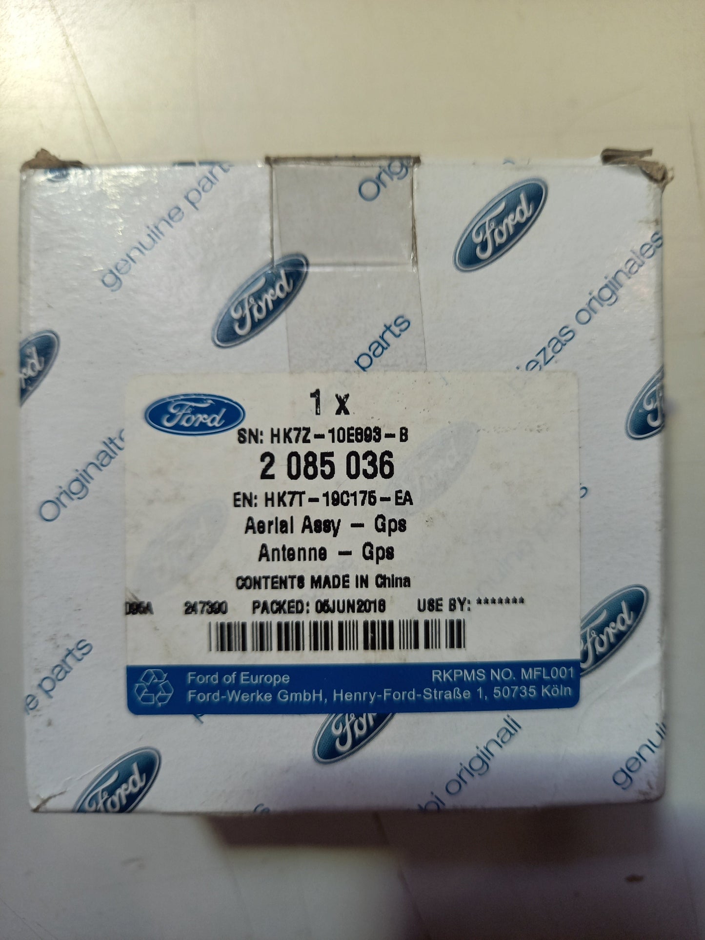 Genuine Ford Aerial Assy - Gps | 2085036