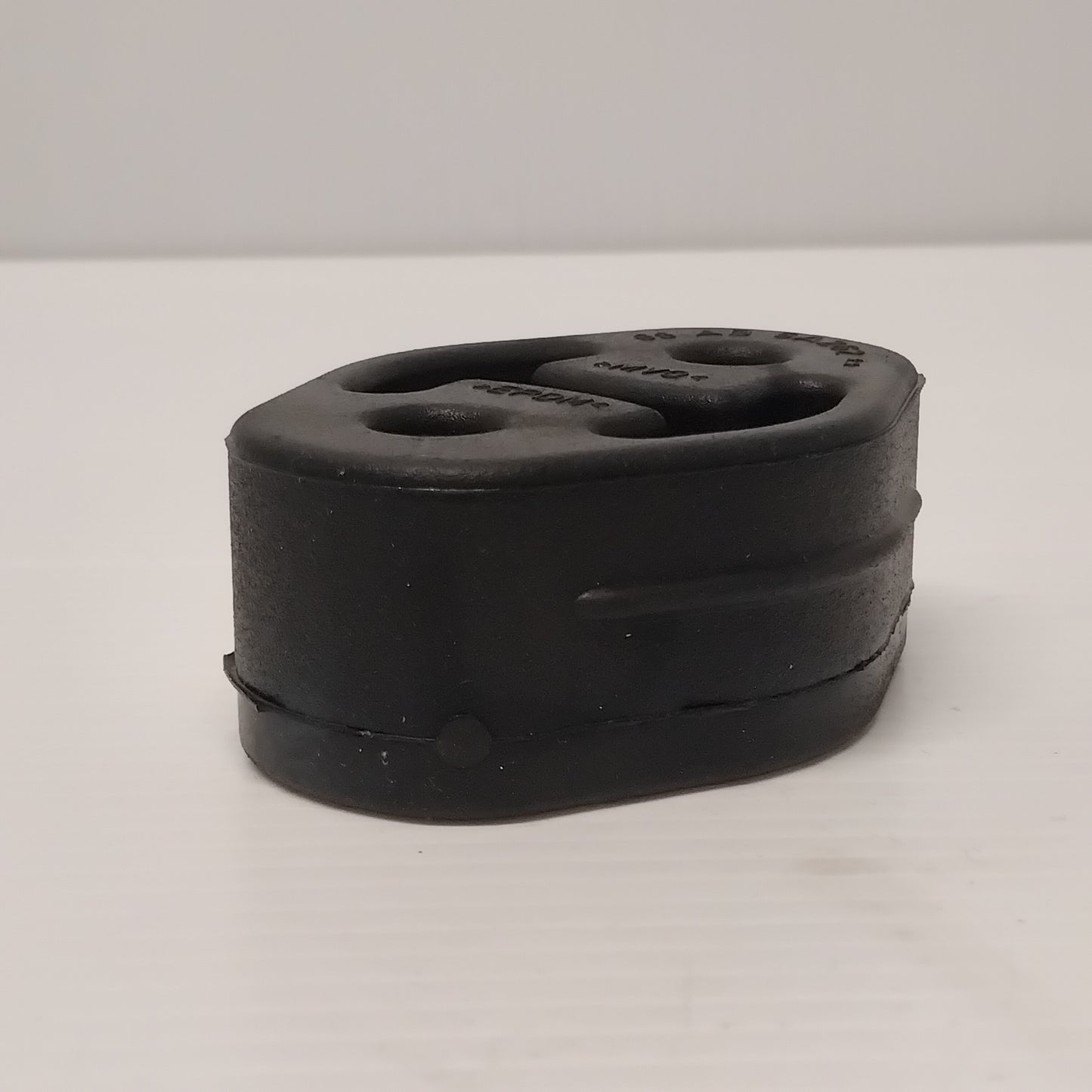 Genuine Ford Insulator - Rubber | 1118218