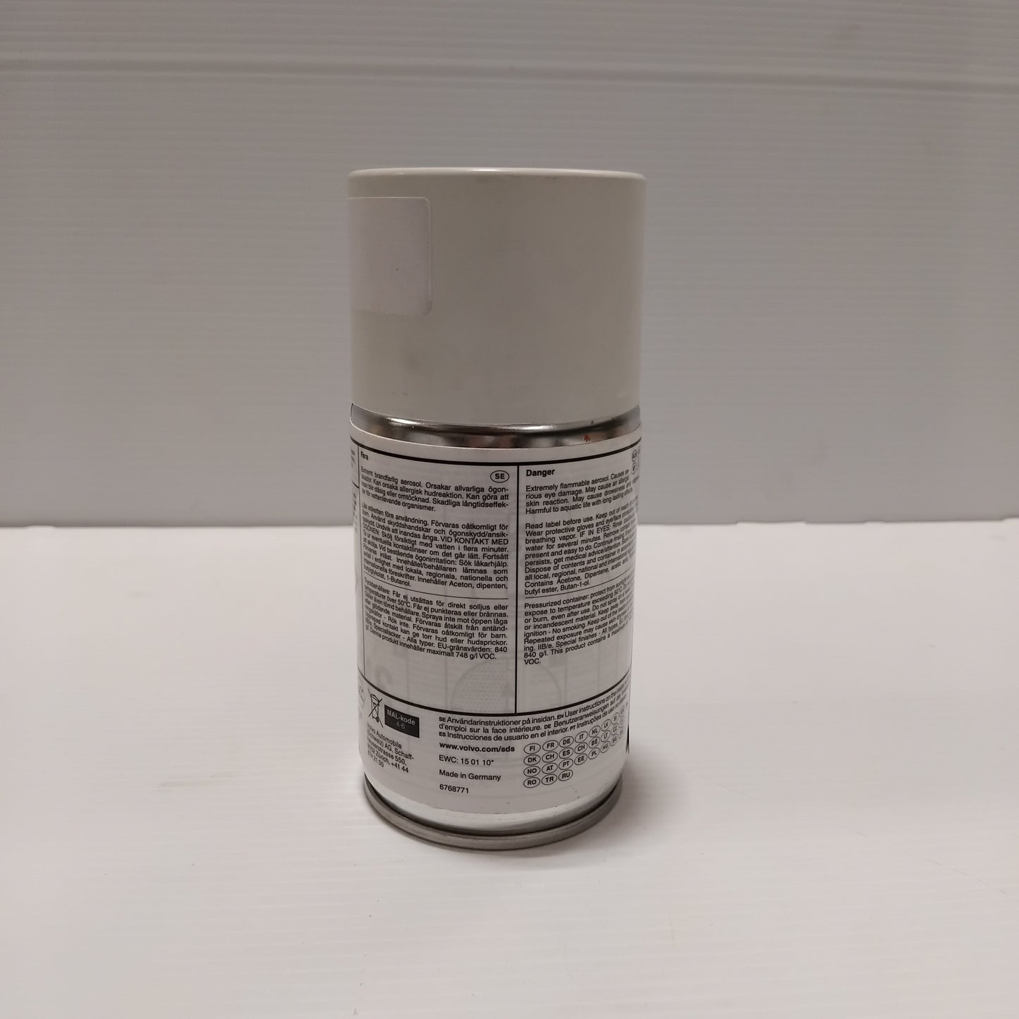 Genuine Volvo Spray Paint | 32219491