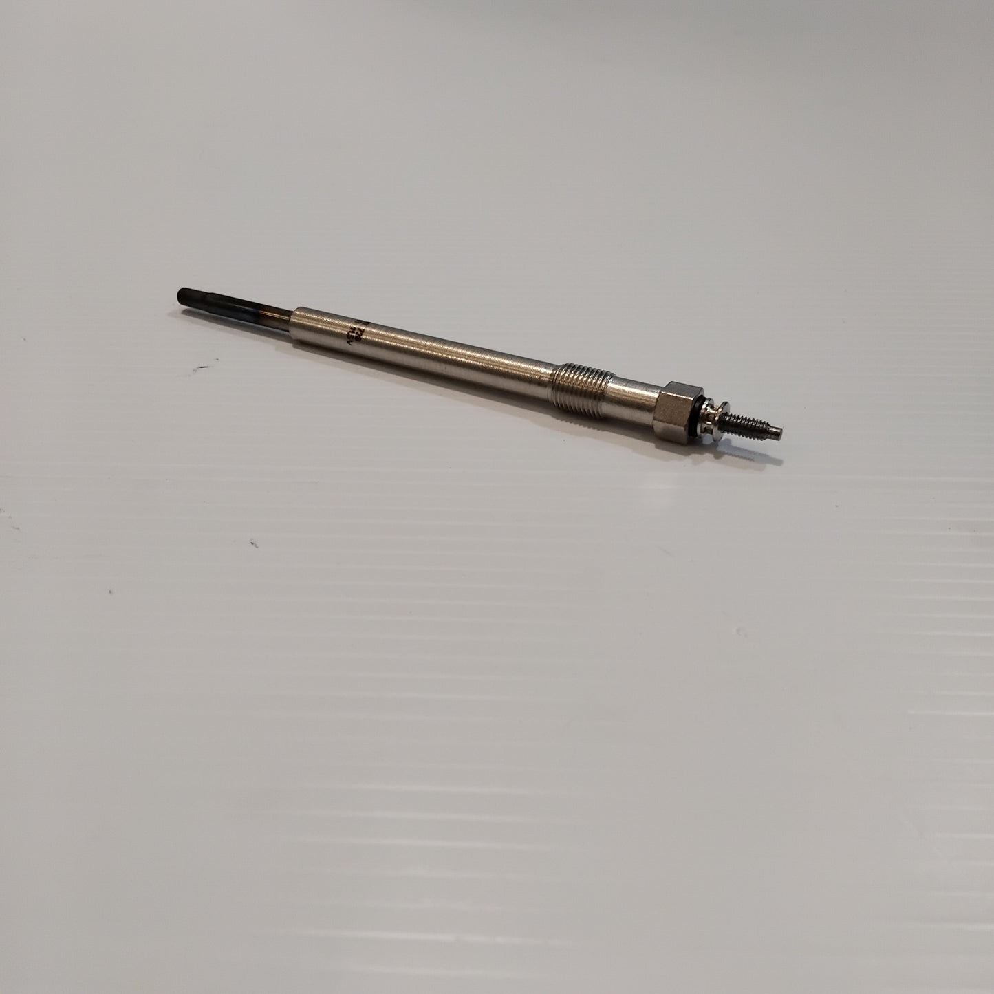 1x Genuine Glow Plug - Ford Mondeo / Transit 2.0 | 1309471