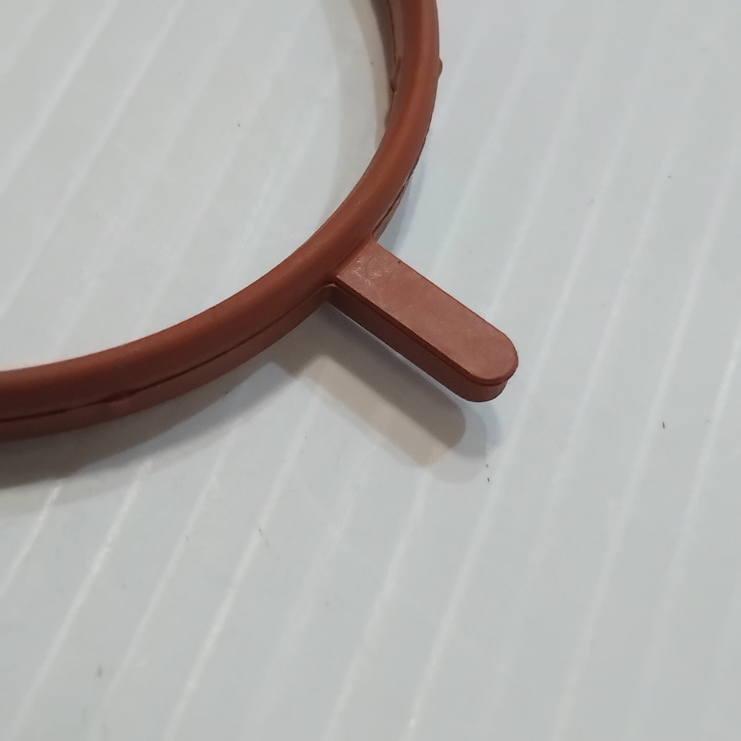 Genuine Throttle Body Gasket - Kia Venga 2009-2019 1.4 / 1.6 | 283122B350