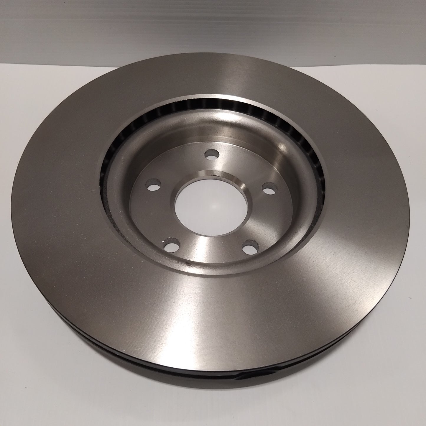 Genuine Front Brake Disc - Volvo V50 | 31471819