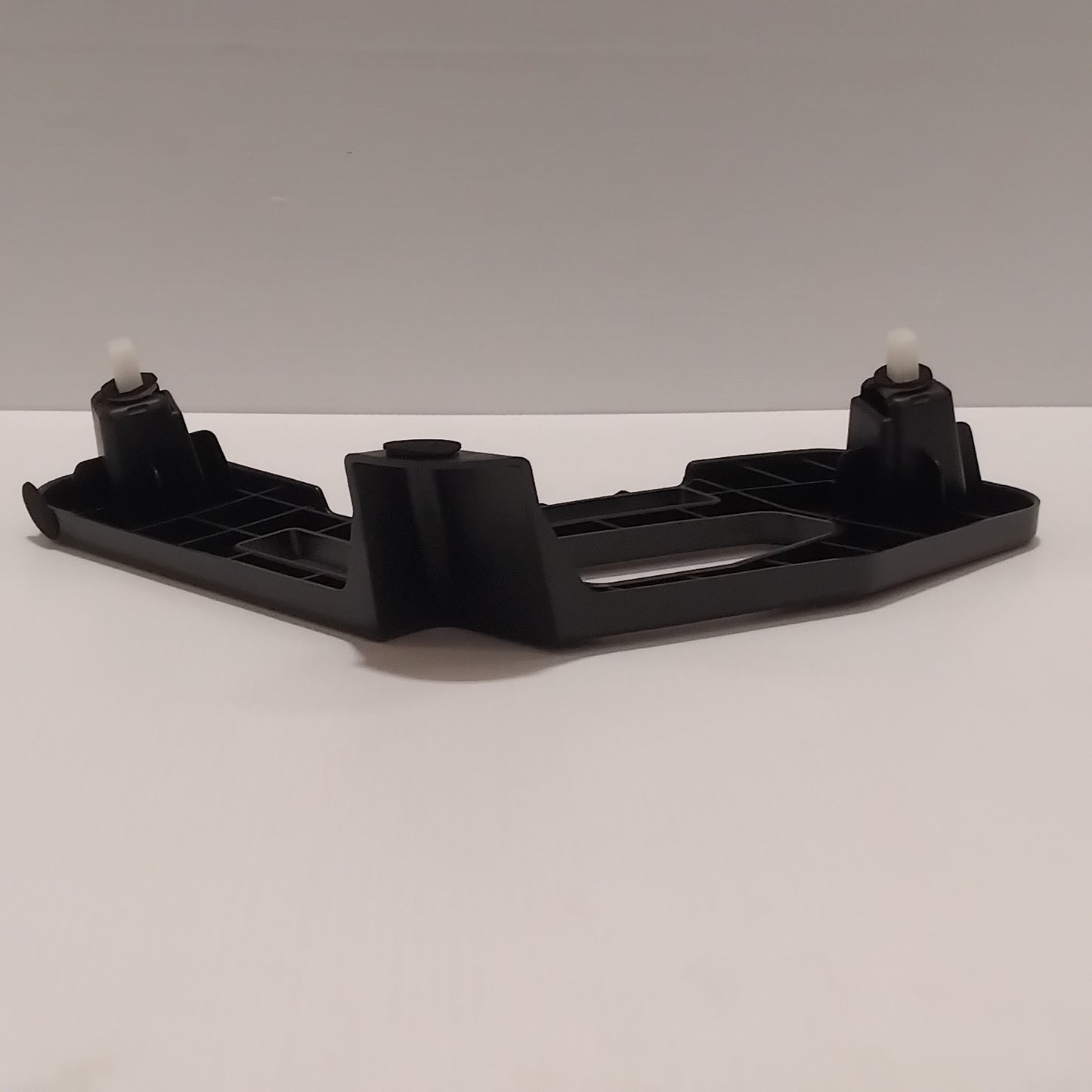 Genuine Kia Reinf-Rr Bumper Cove | 86623A2700