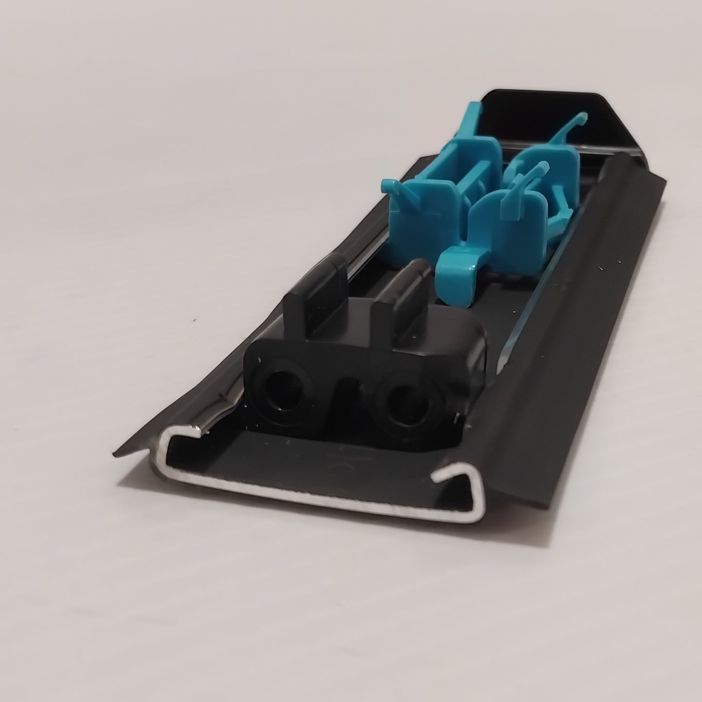 Genuine Kia Moulding Assy-Roof C | 87260D9100