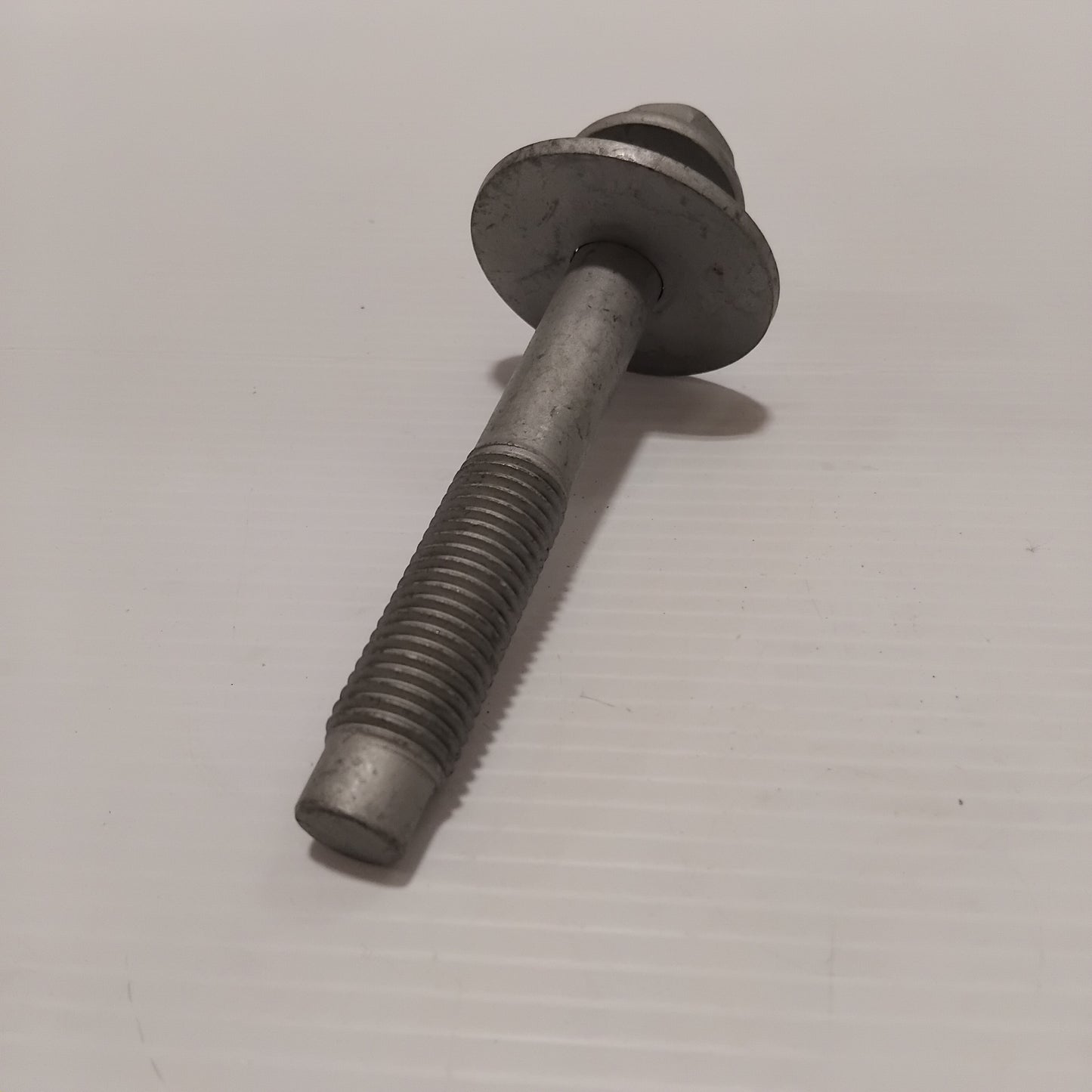 Genuine Volvo Sems Screw | 30760001