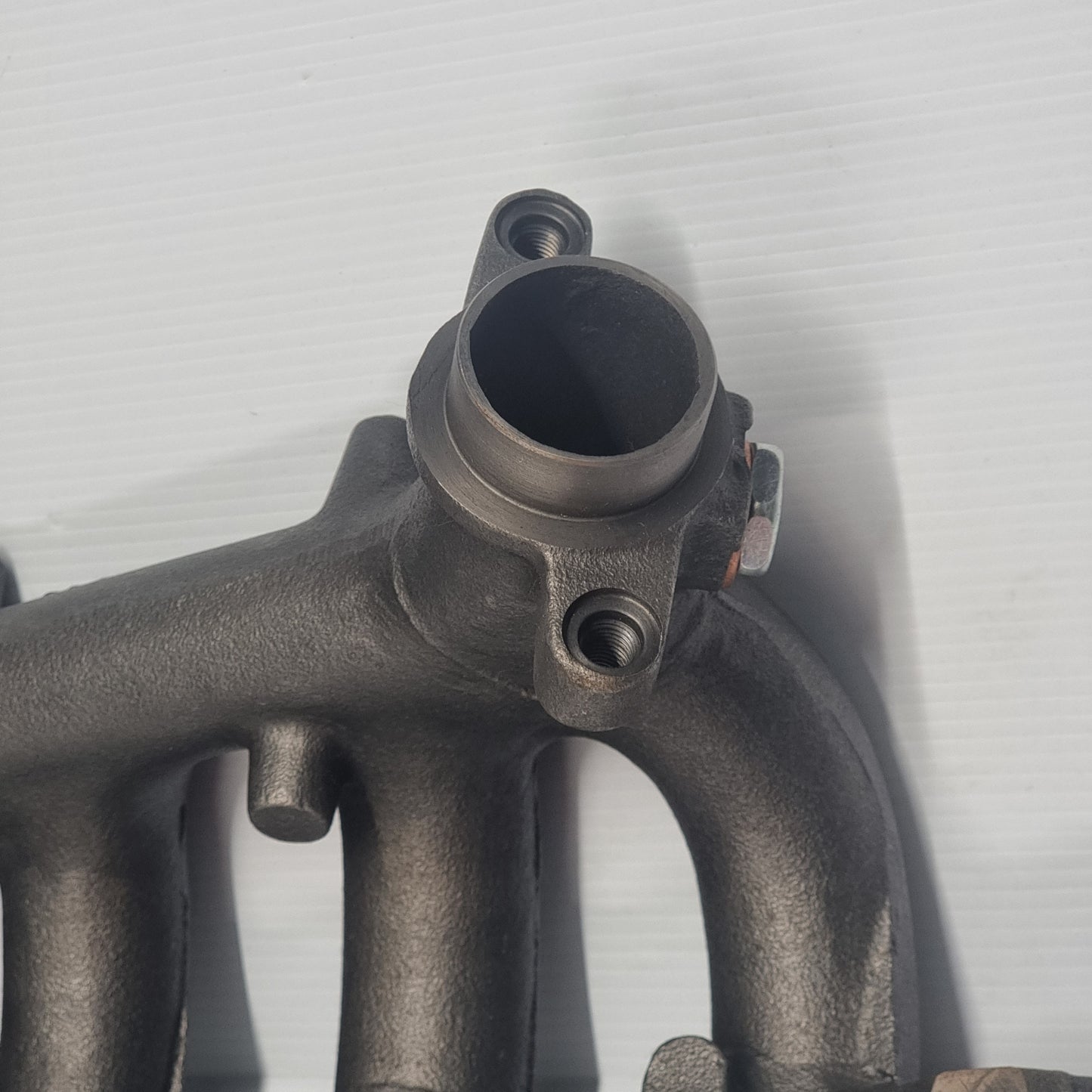 Genuine Suzuki Manifold | 14111-80CV0-000