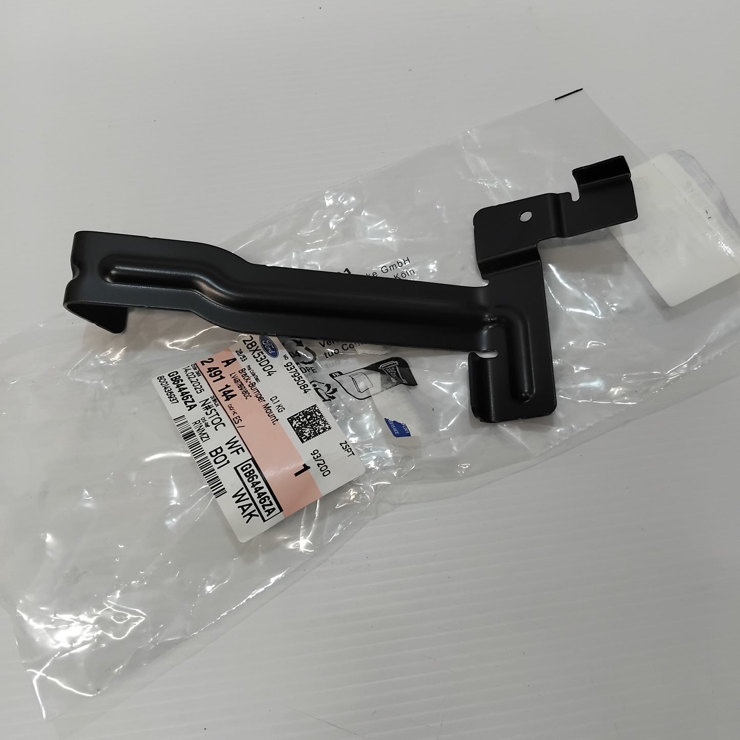 Genuine Rear Right Bumper Bracket - Ford Kuga 2020- | 2491144