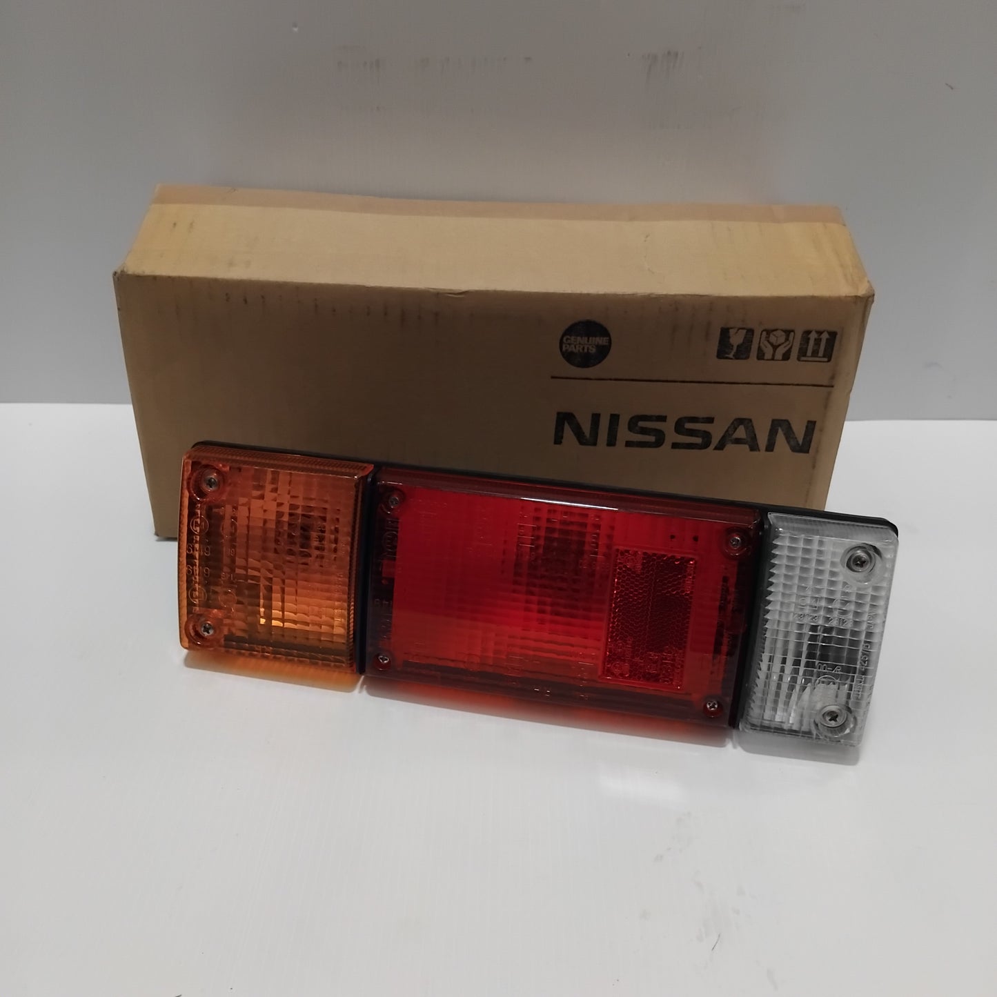 Genuine Nissan Lamp-Rr-Combi | 2655512T02