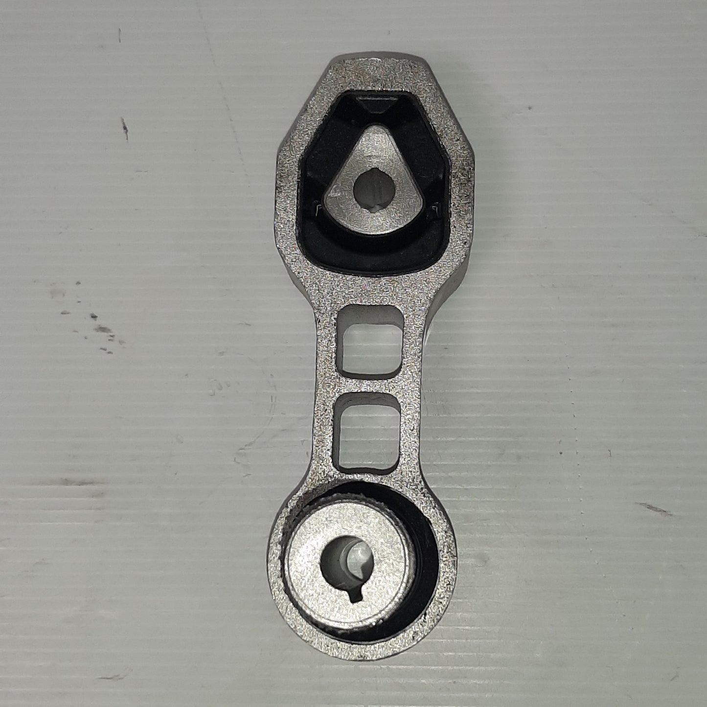Rear Engine Tie Bar Mounting - 51902659 - Abarth 500 | SY515M