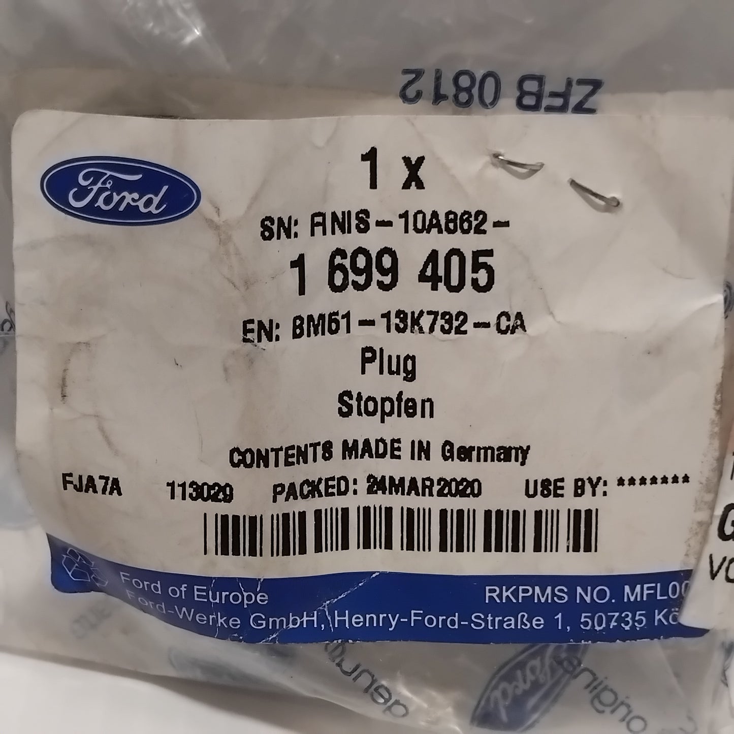Genuine Ford Plug | 1699405