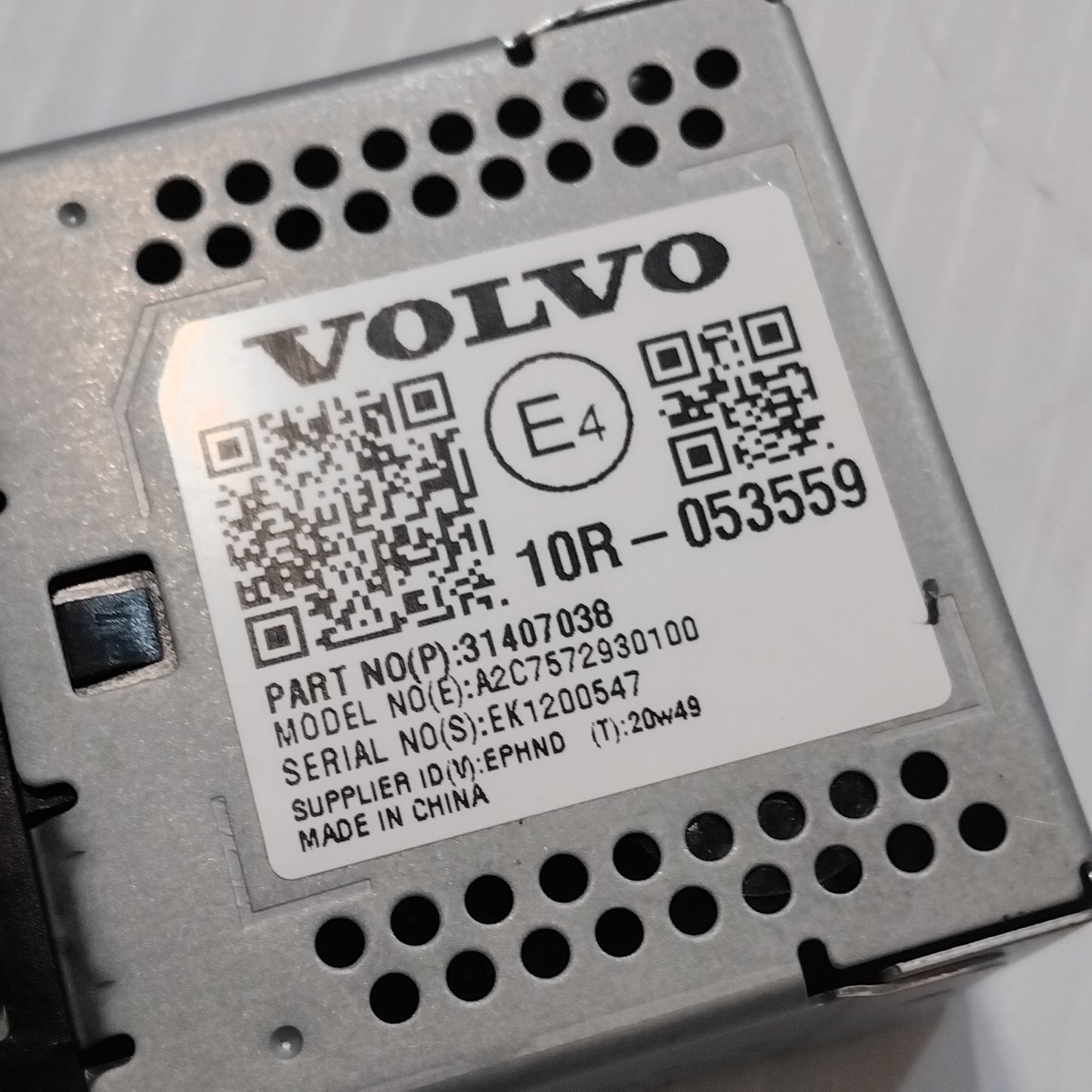 Genuine Volvo Usb Hub | 31407038