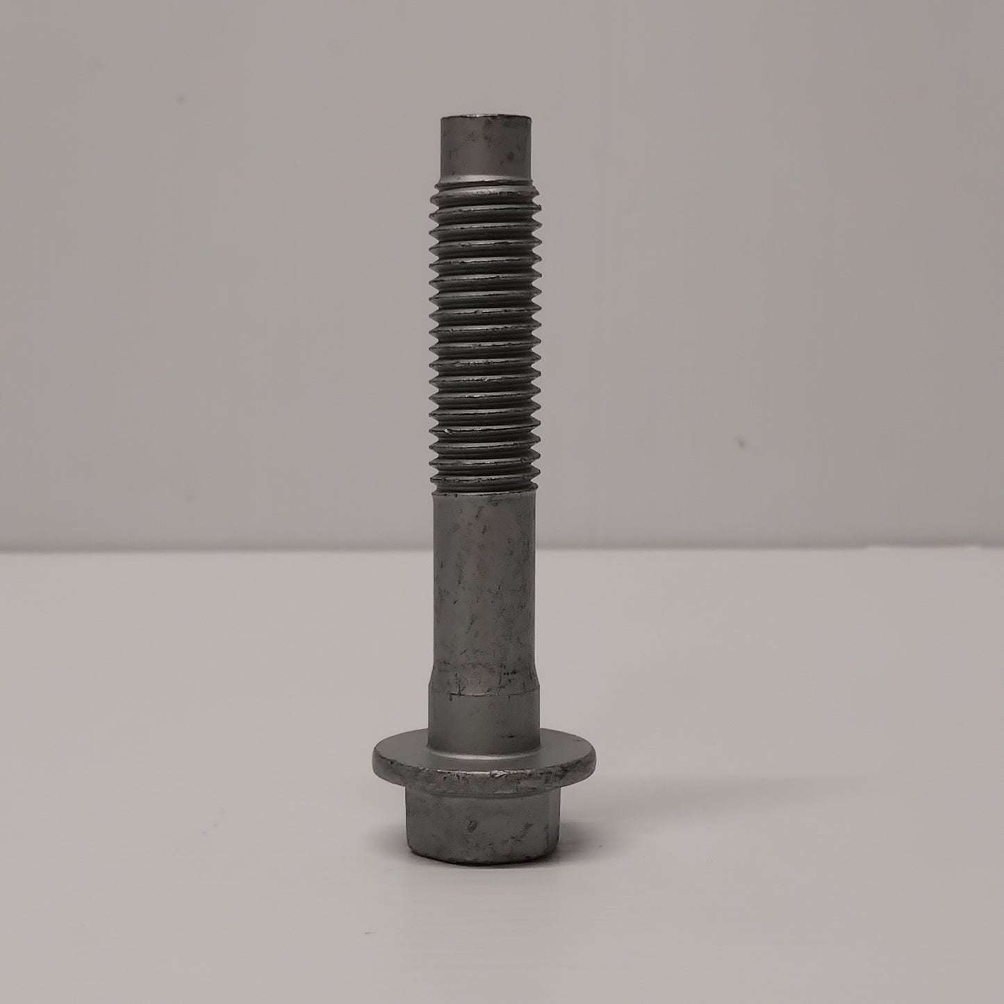 1x Genuine M14 X 70MM Gearbox Support Bolt - Ford Transit 2014-2016 | 1513405