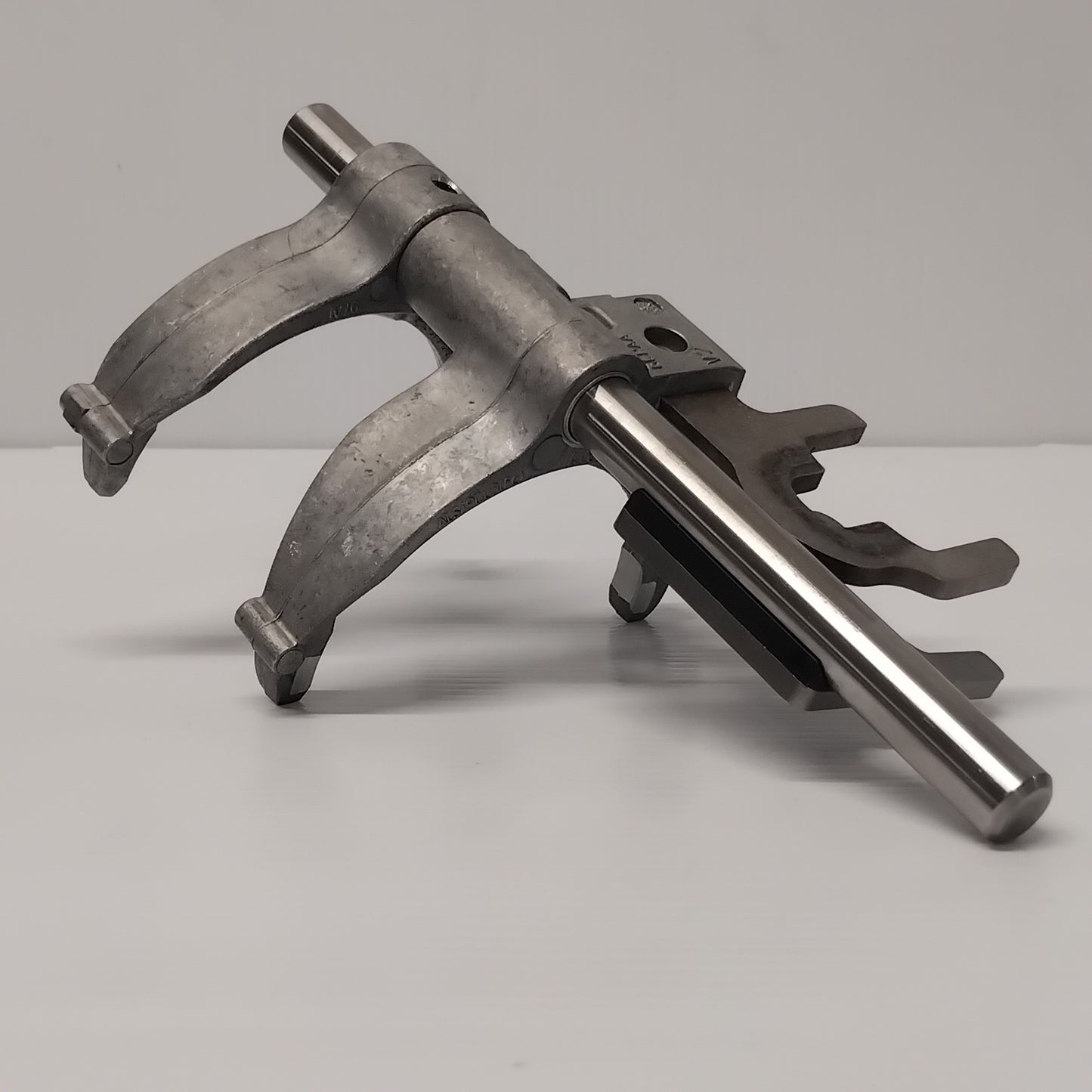 Genuine 3/4/5/6 Gear Selector Fork - Ford Focus - 6-Speed Manual | 1704315