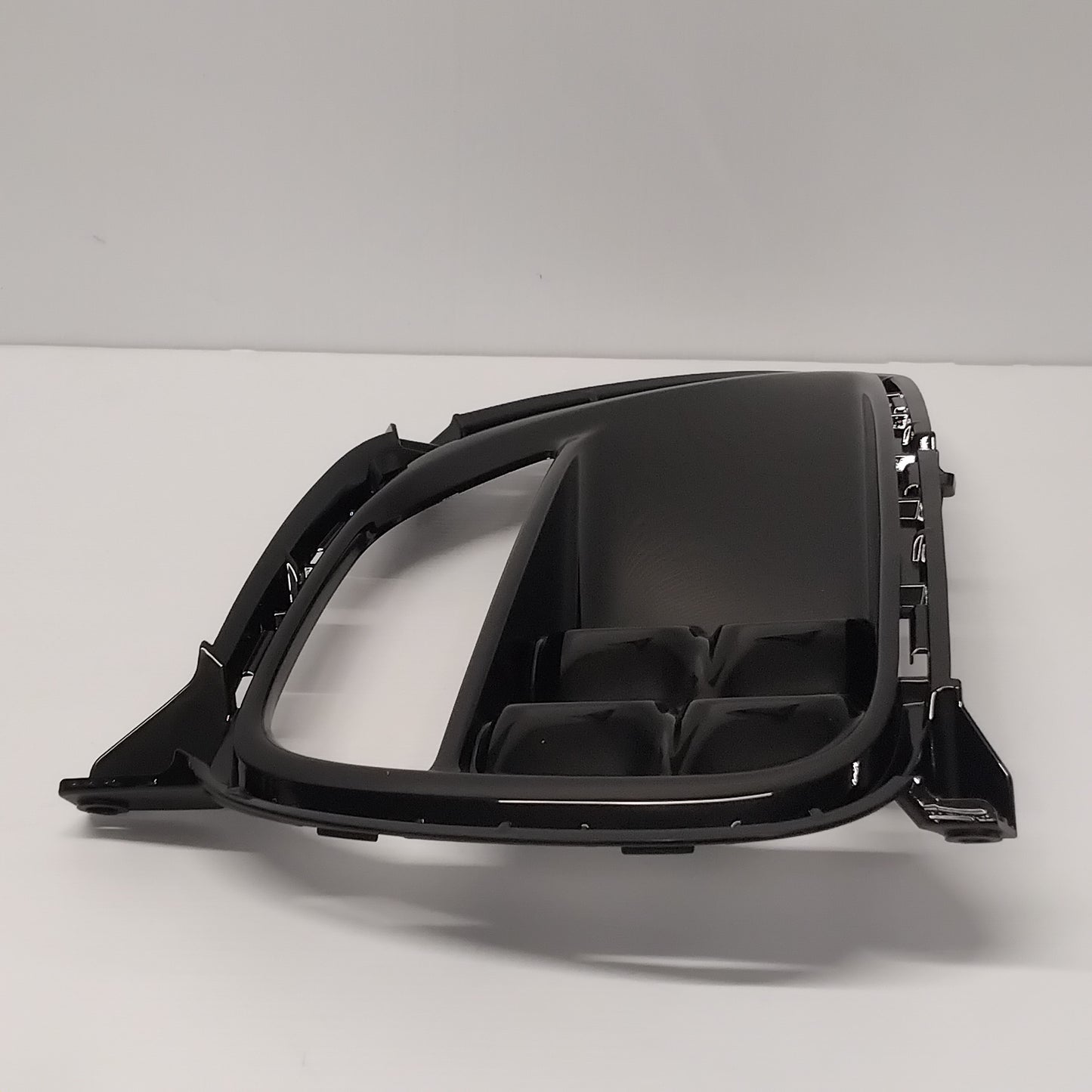 Genuine Kia Grille-Fr Fog Lamp B | 86563A2500