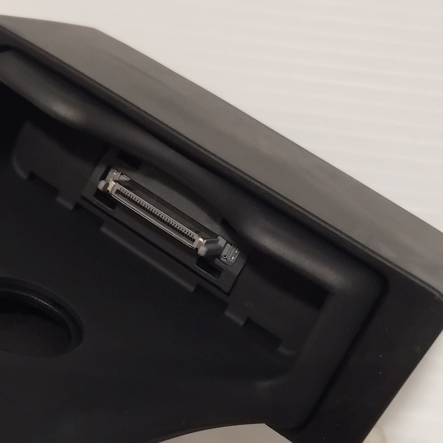 Genuine SEAT Holder | 6J0051700B