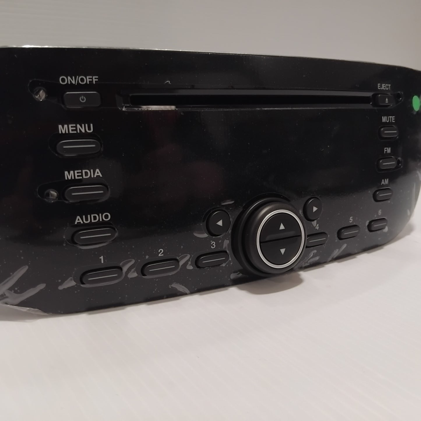 Genuine Fiat Radio | 52039545