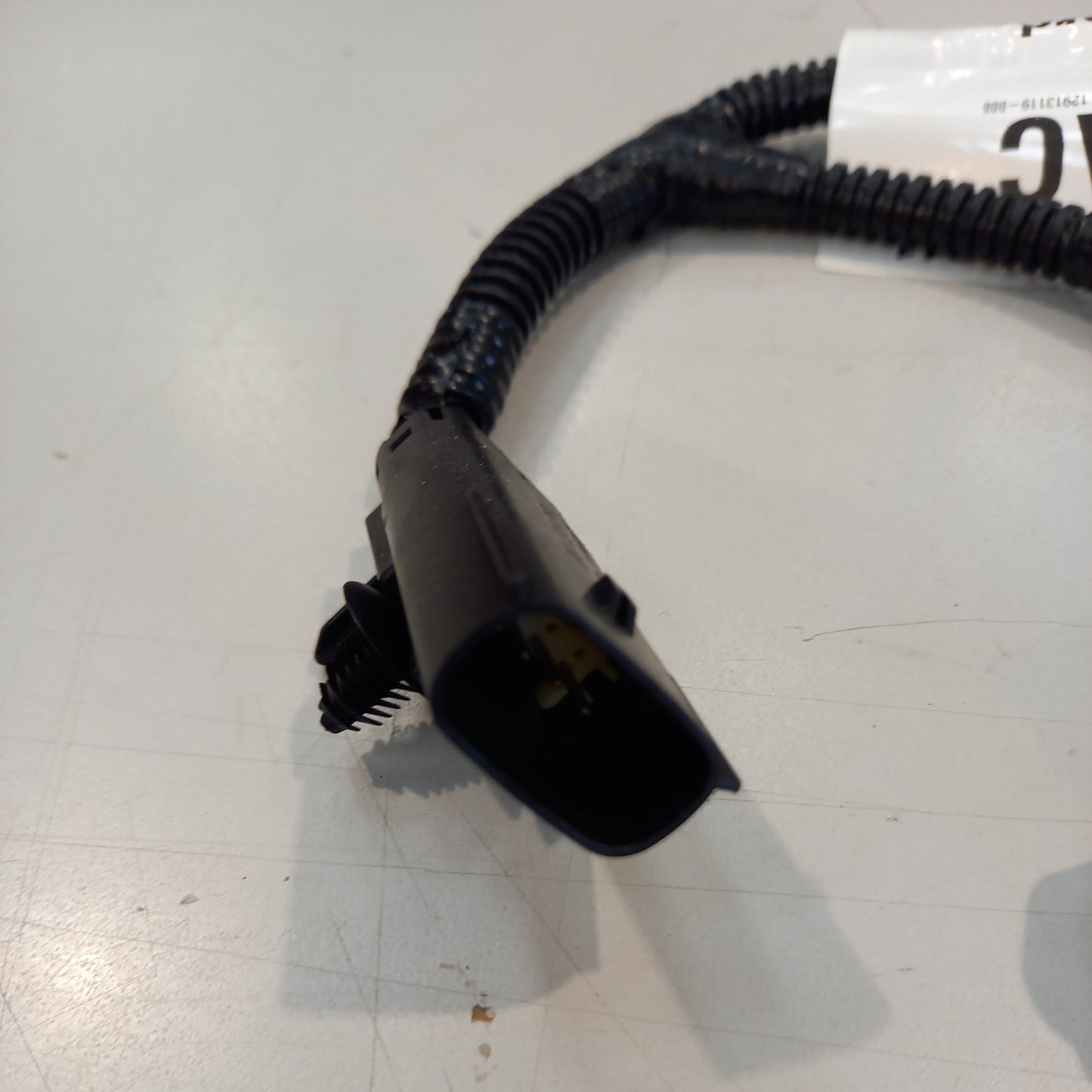 Genuine Jumper Wire with Headlamp Washer - Ford Kuga 2015-2020 | 1901823