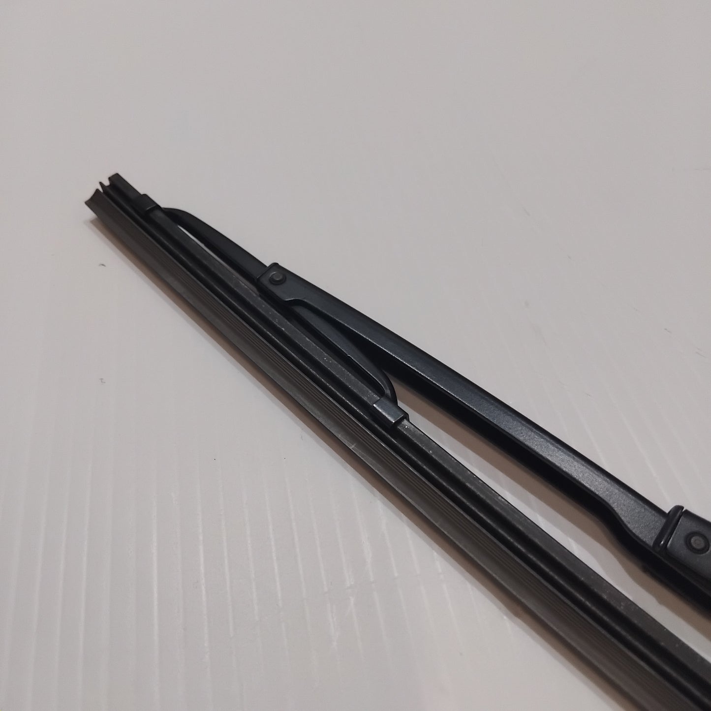 1x Eurorepar 26" Front Wiper Blade - for Peugeot / Citroen | 1611347480