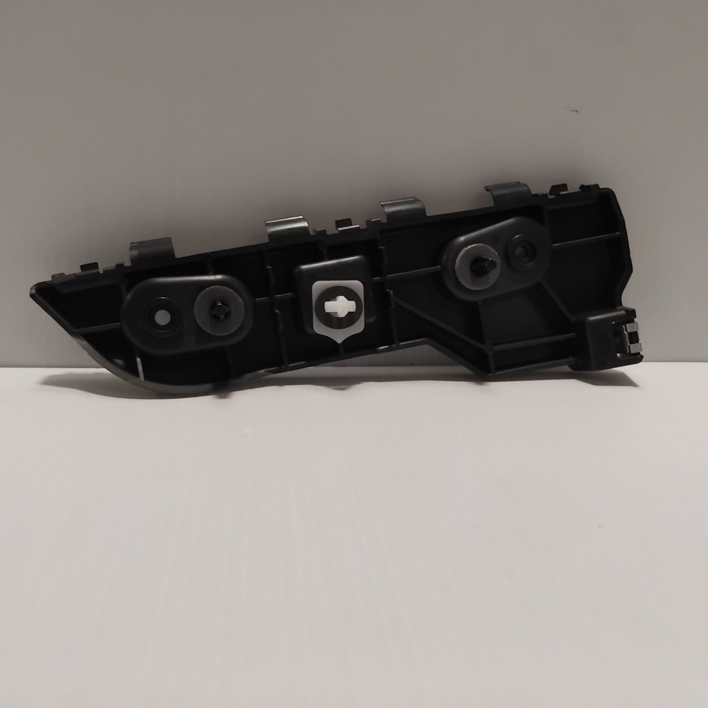 Genuine Ford Bracket - Bumper Mounting | 2398562