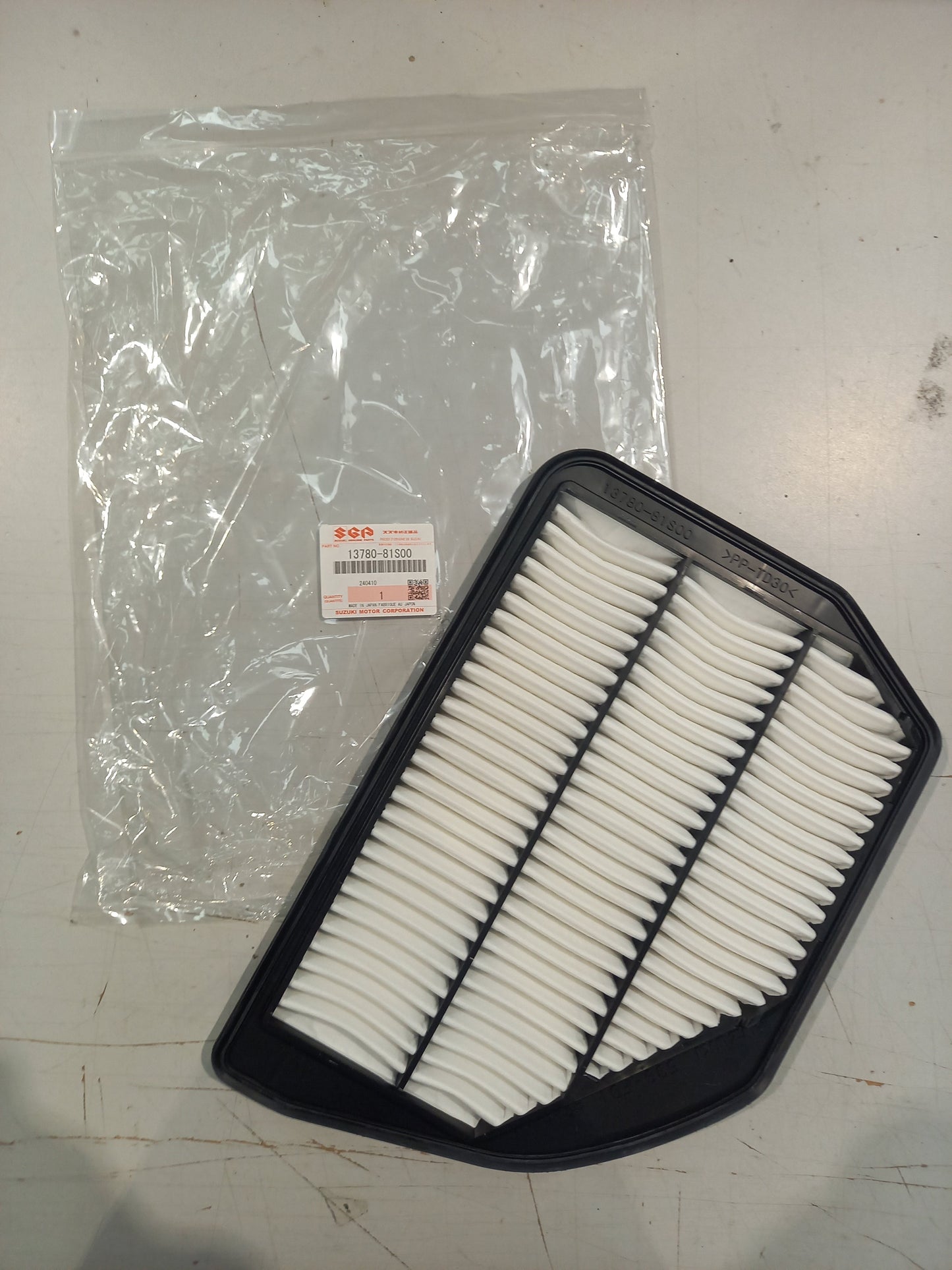 Genuine Suzuki Element | 13780-81S00-000