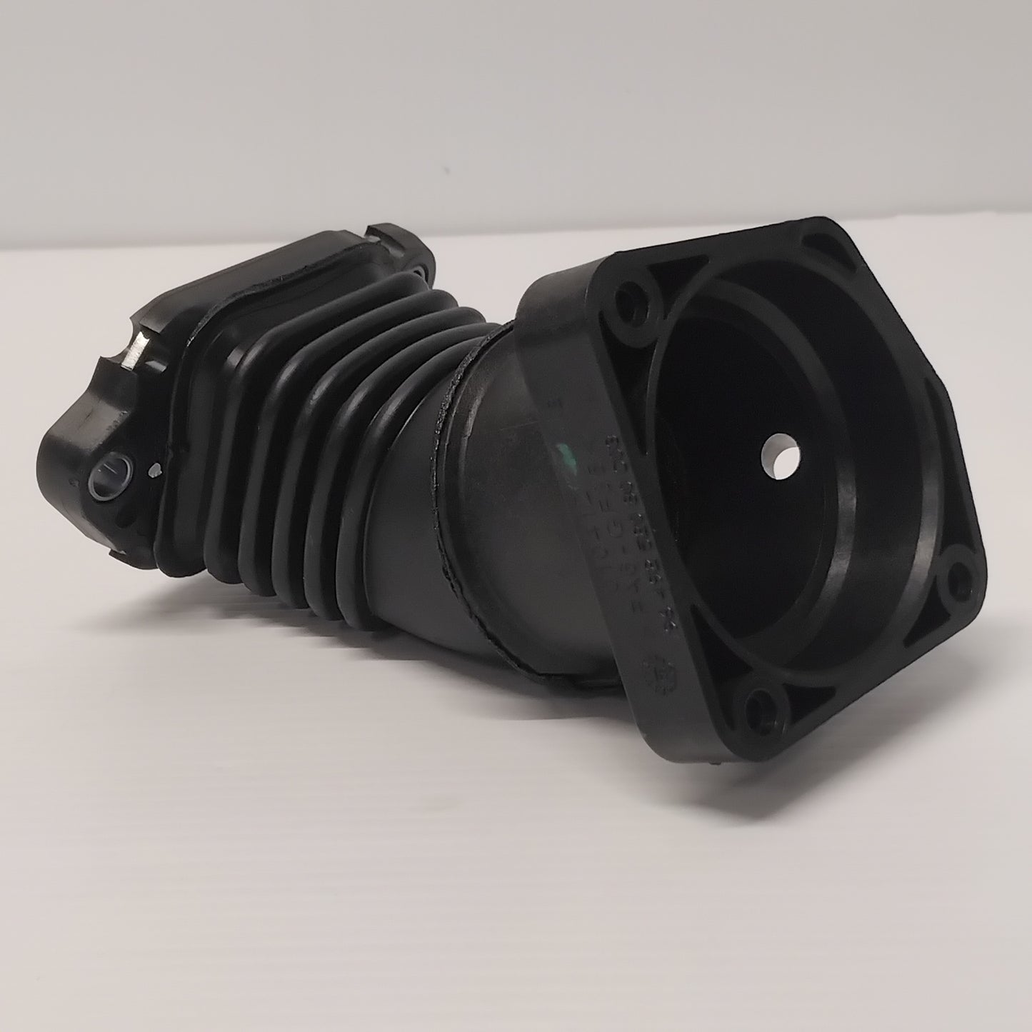 Genuine Volvo Tube | 30756067