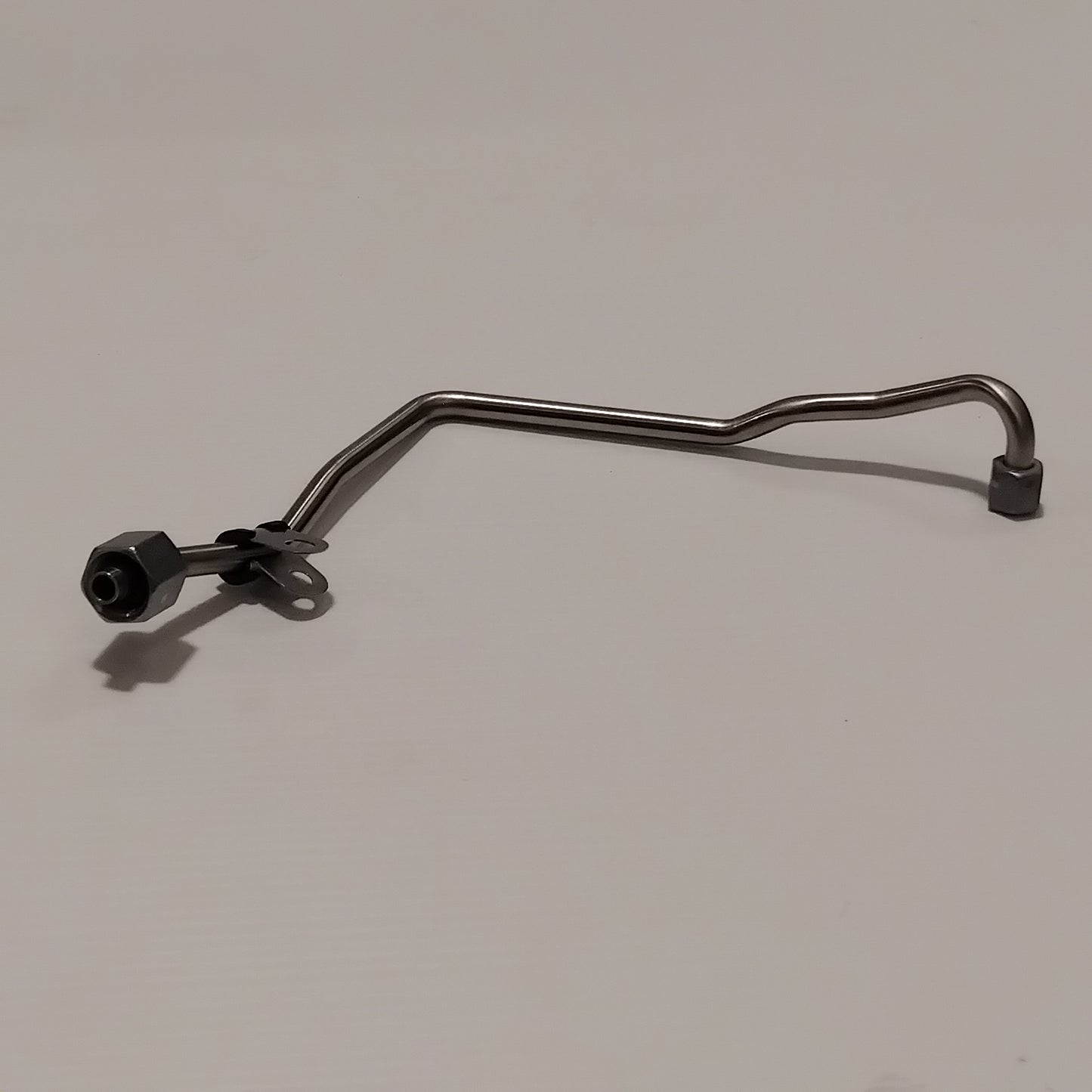 Genuine Volvo Oil Pipe | 32339779