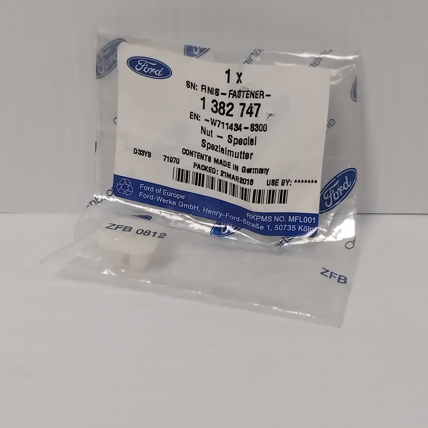 Genuine Ford Nut - Special | 1382747