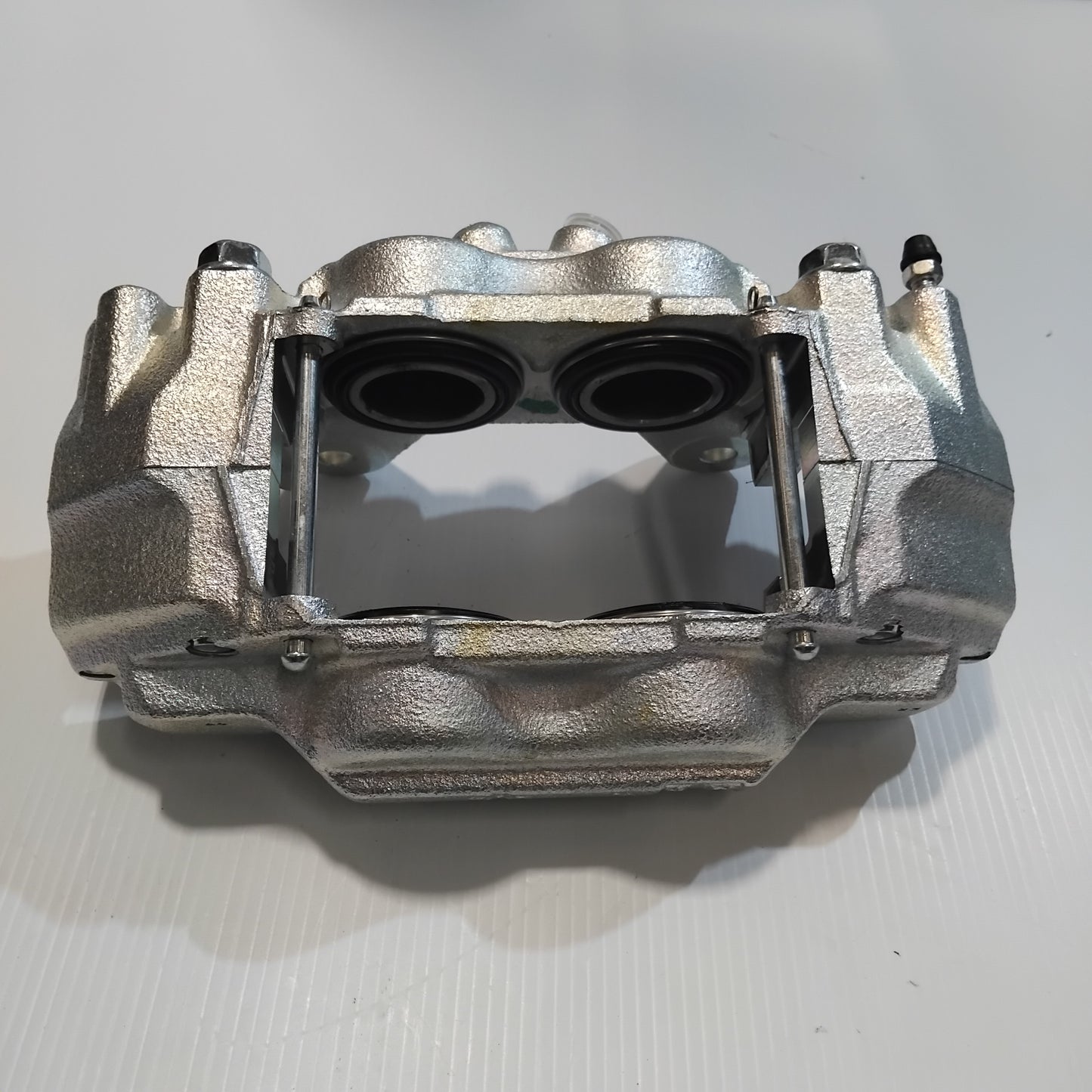 Genuine Front Disc Brake Cylinder - Toyota | 47730-60261