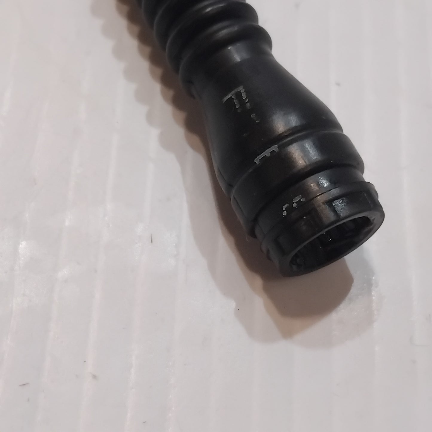 Genuine Renault Hose-Brake Fluid | 46 22 600 01R