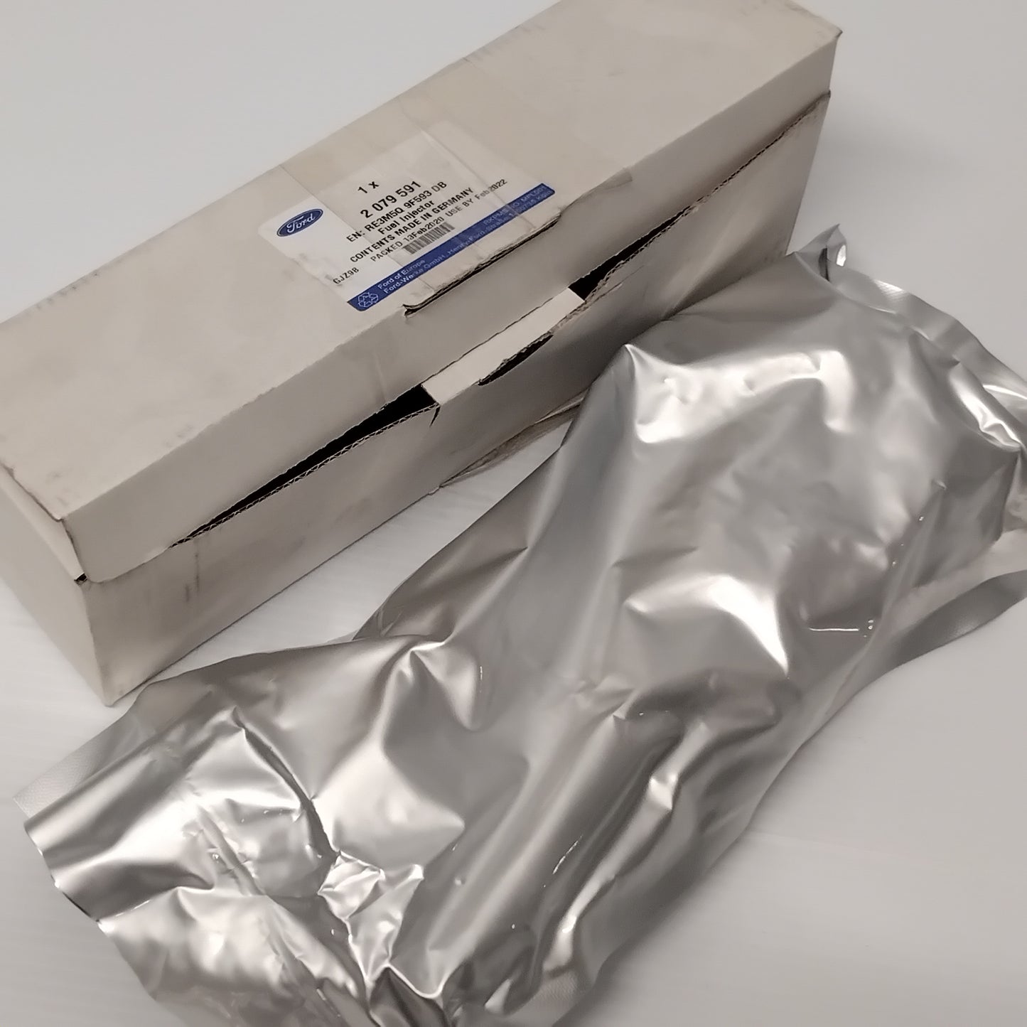Genuine Ford Injector Assy | 2079591