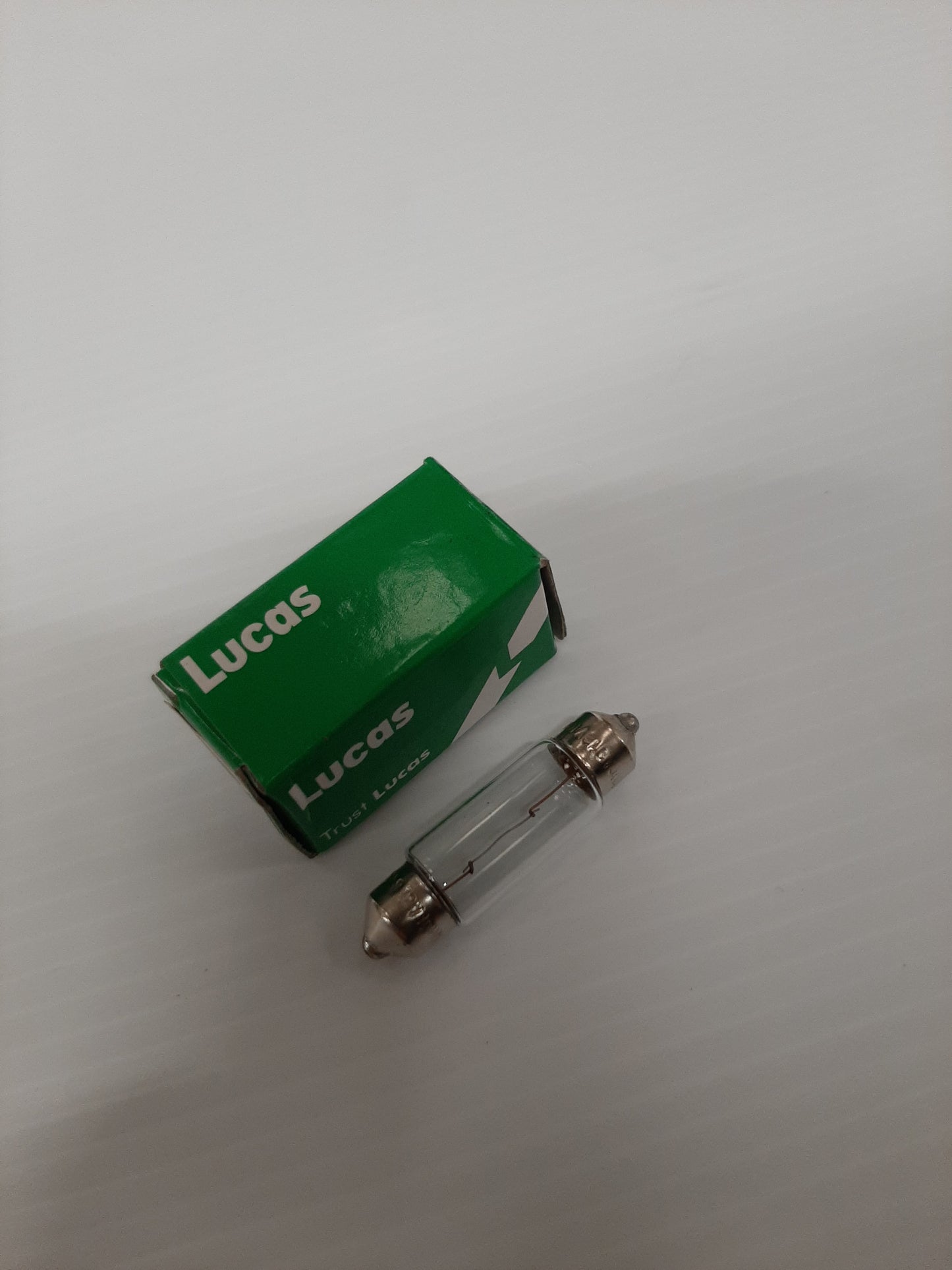 272 Bulb | LLB272