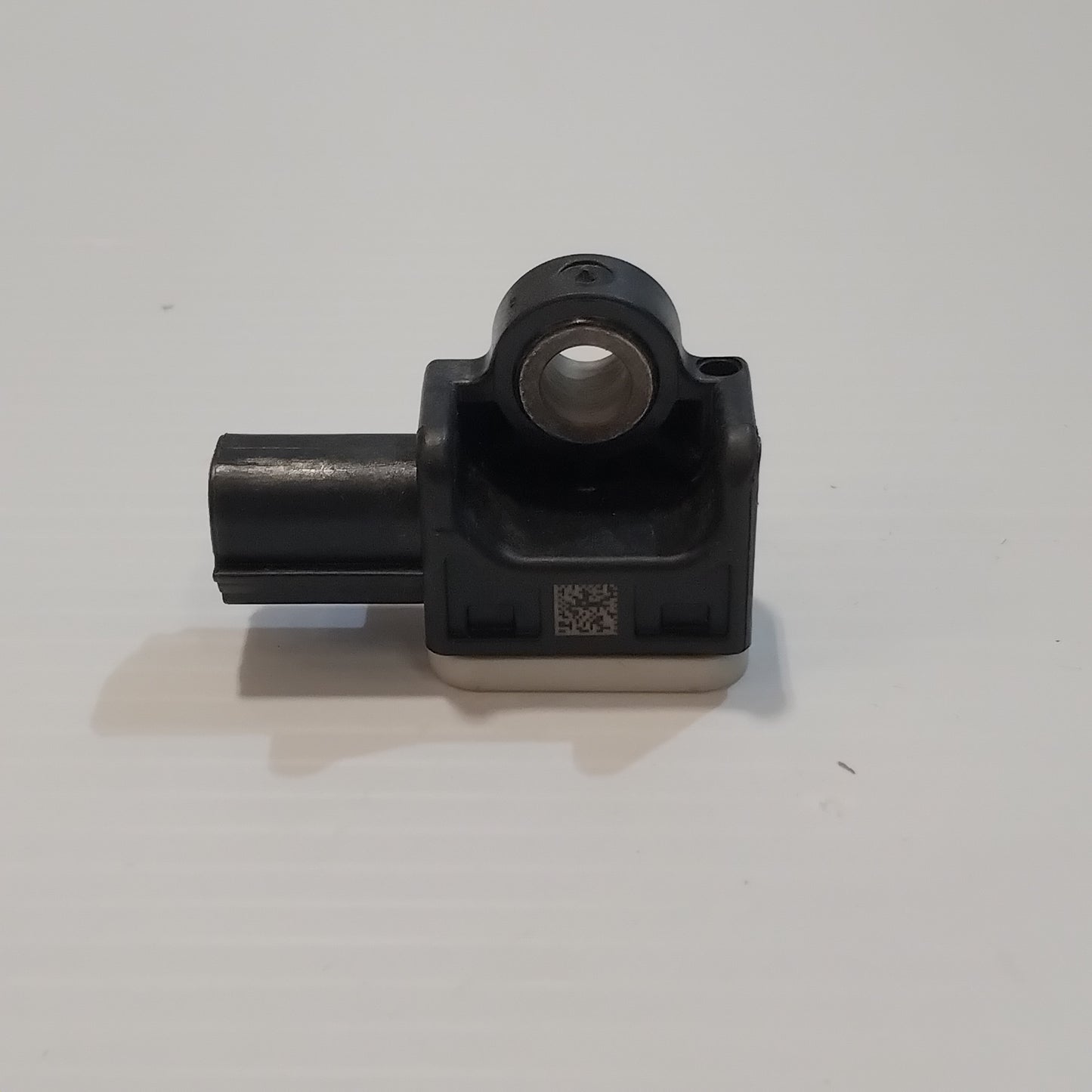 Genuine Volvo Sensor | 31334336
