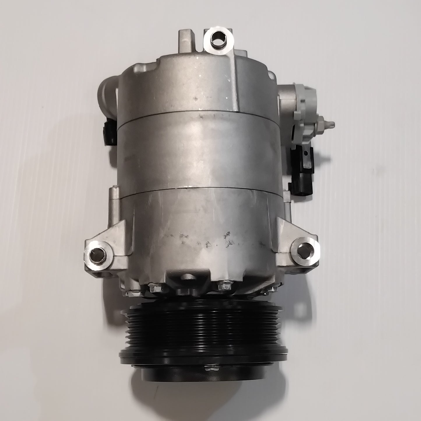 Genuine Air Conditioning Compressor - Ford B-Max / Fiesta | 2021124