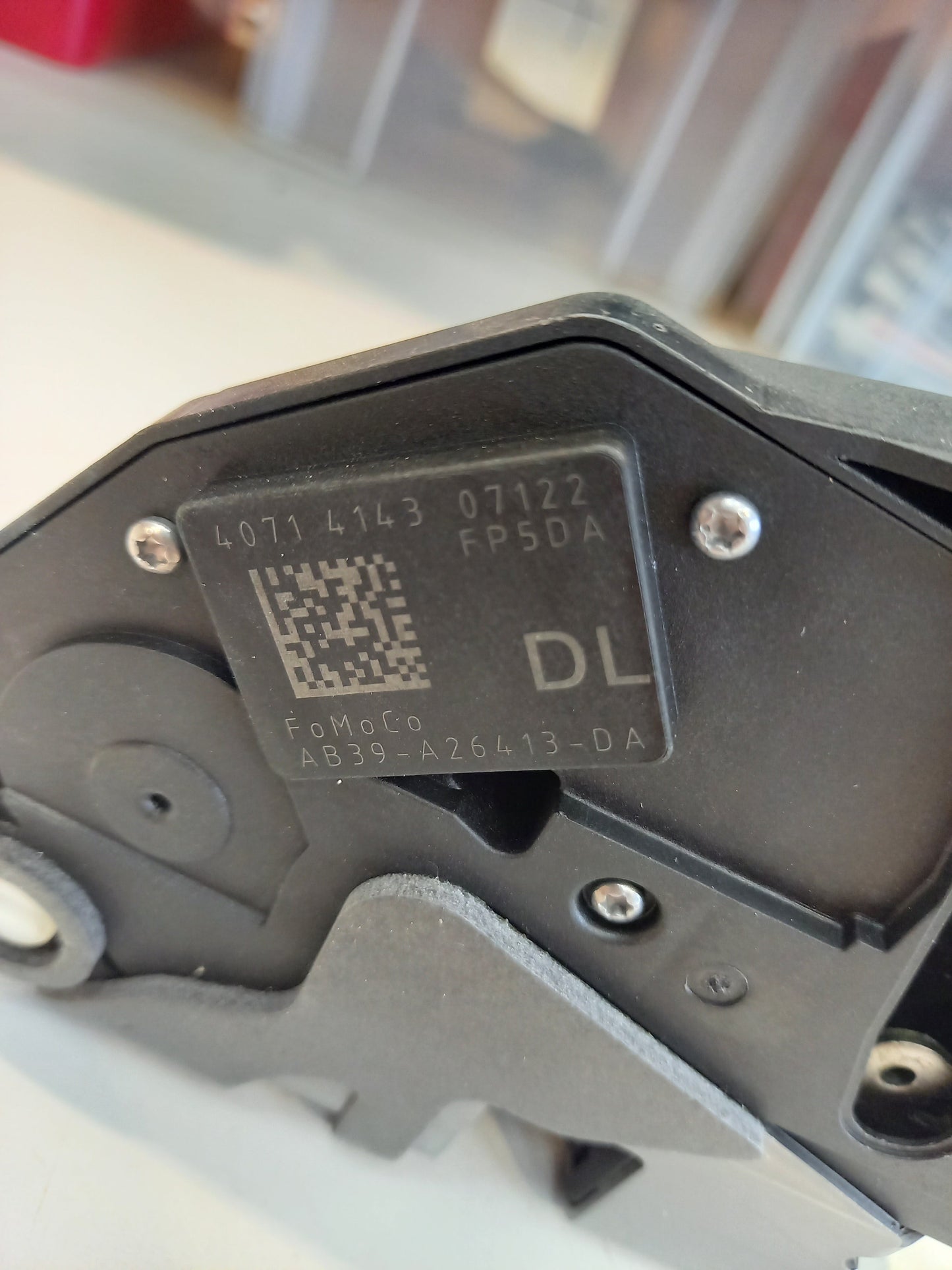 Genuine Rear Left Lock - Ford Ranger 2011- | 1733691