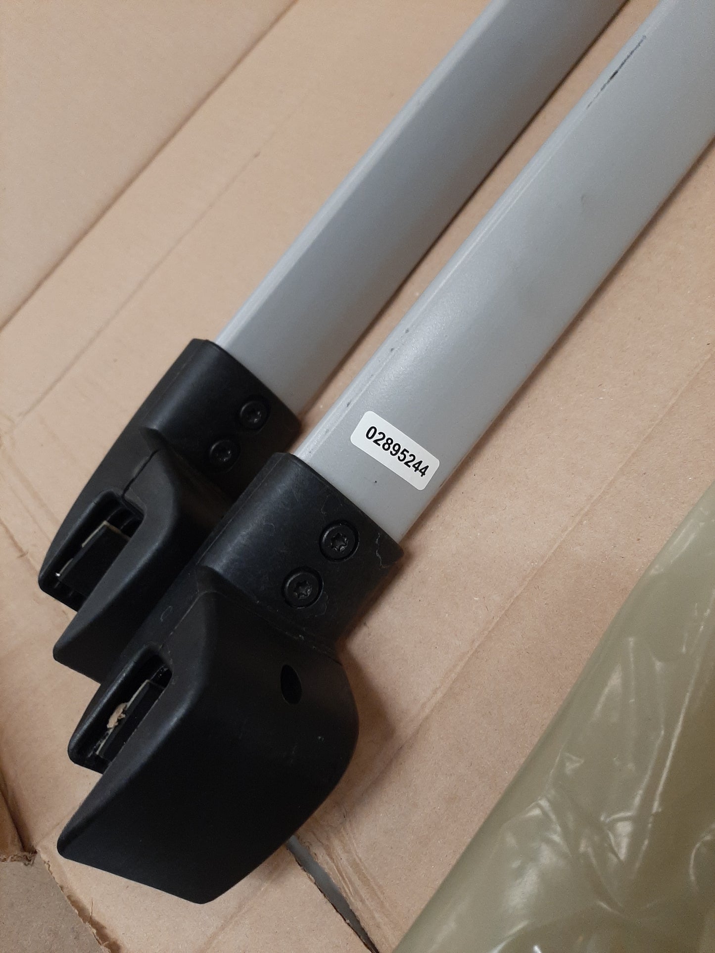 Alpha Anger Alpha Roof Rail Set Cross B | FD040R5RB